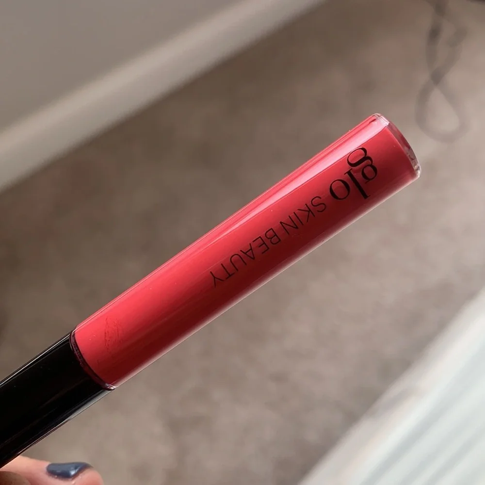 Glo skin beauty flamingo lipgloss